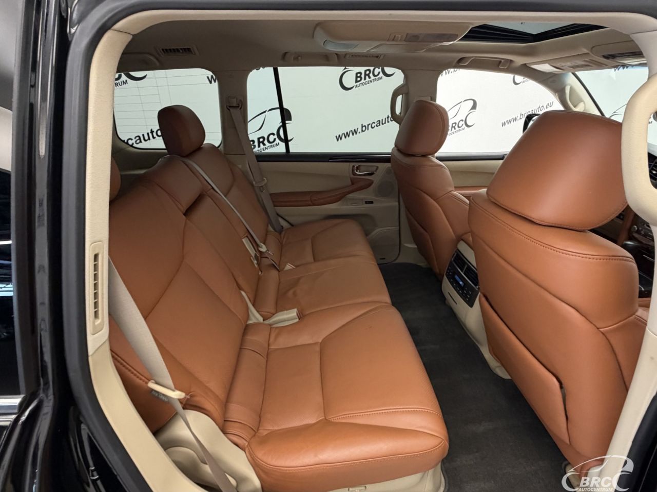 Lexus LX 570 | 12