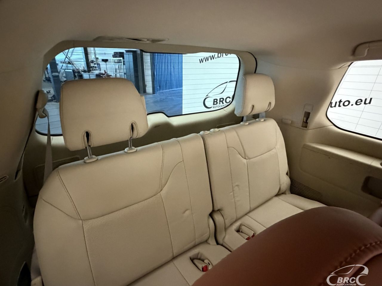 Lexus LX 570 | 14