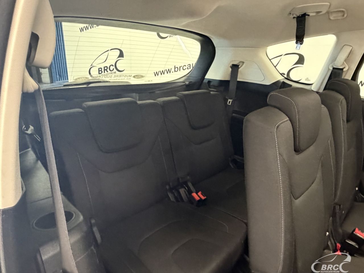 Ford S-MAX | 12