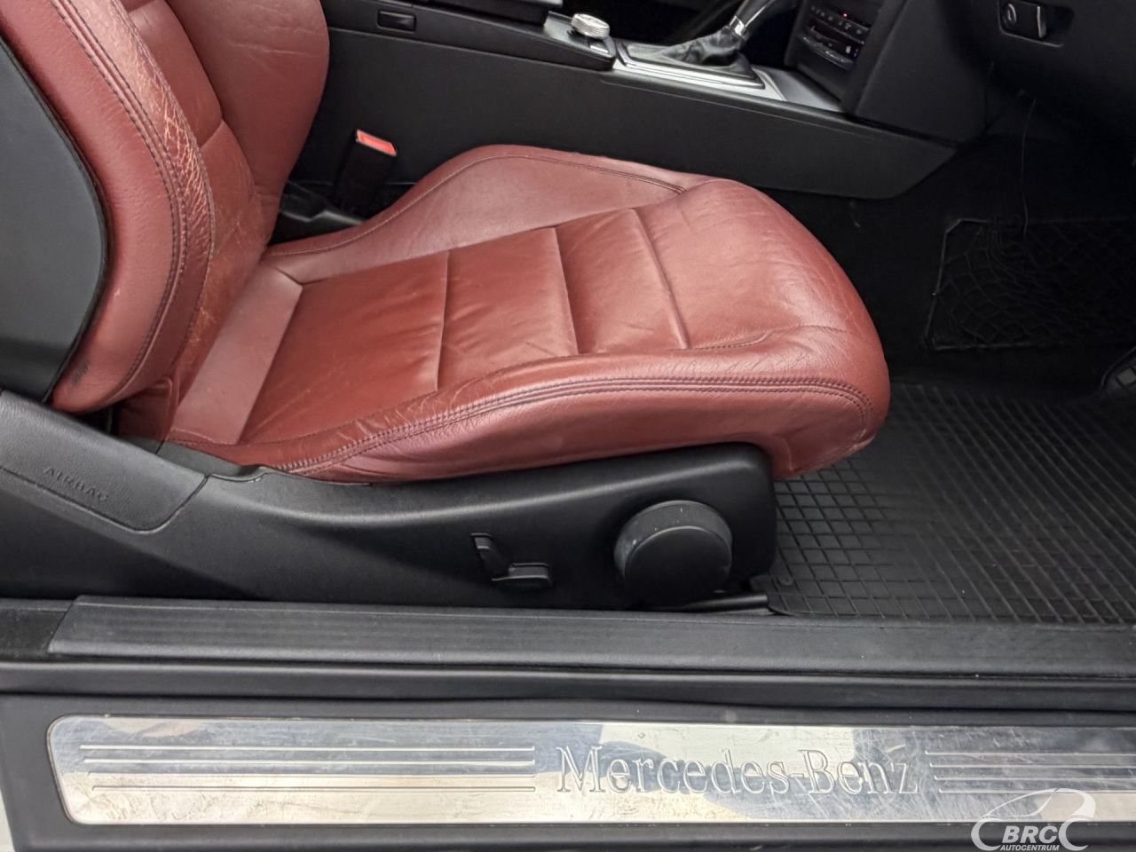 Mercedes-Benz E350 | 5
