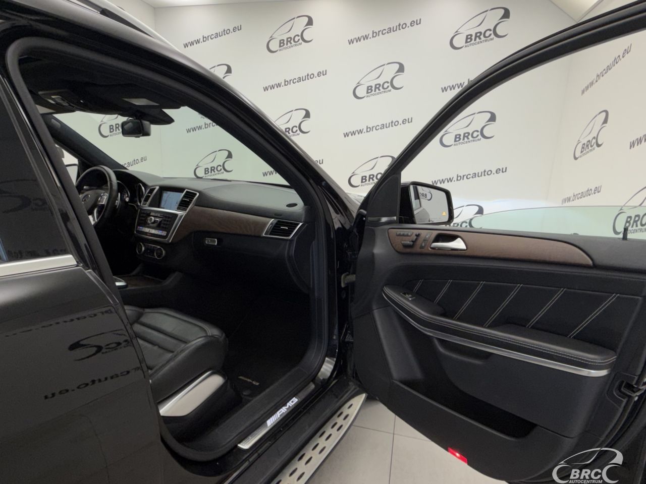 Mercedes-Benz GL63 AMG | 9