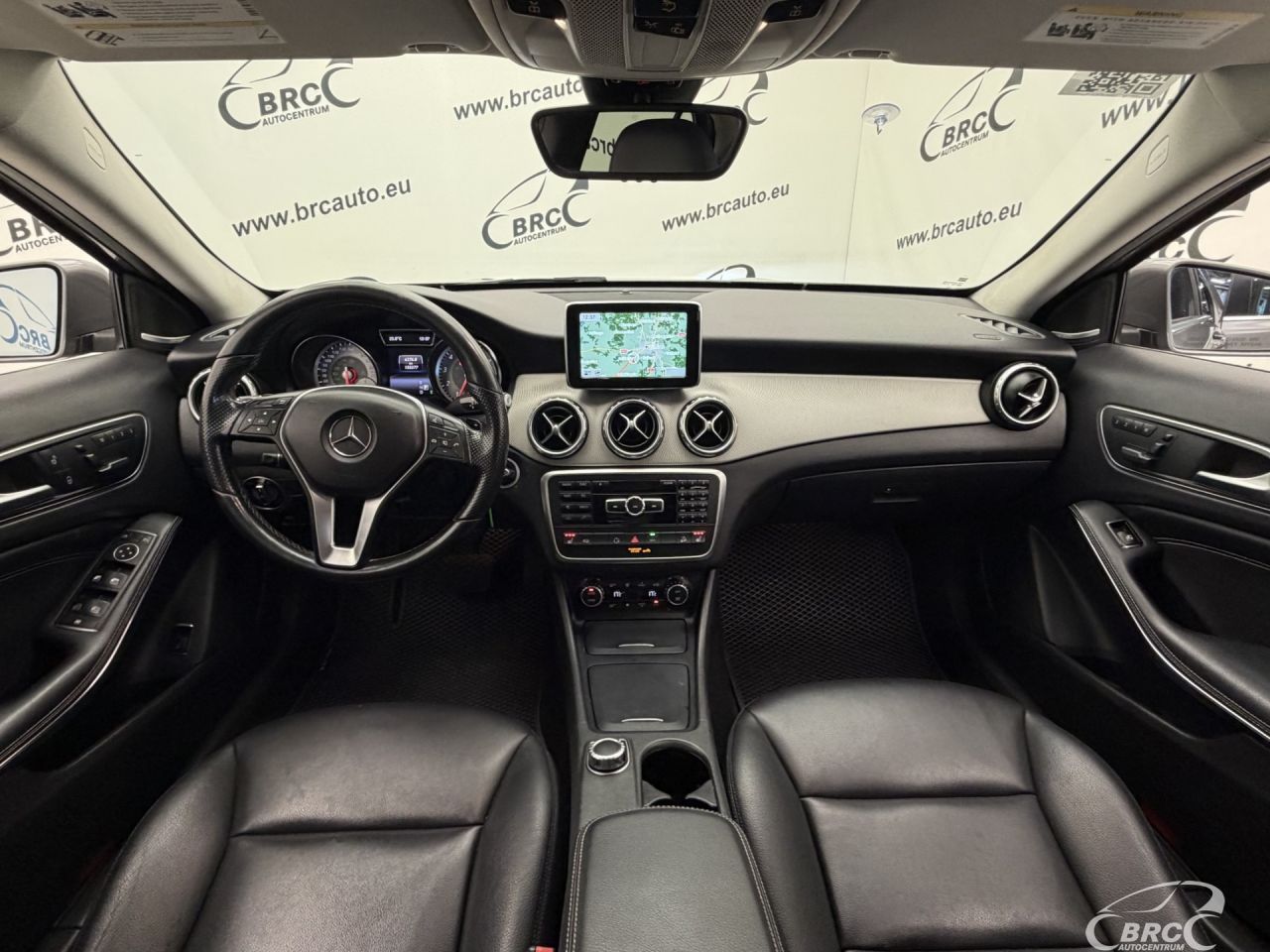 Mercedes-Benz GLA250 | 2