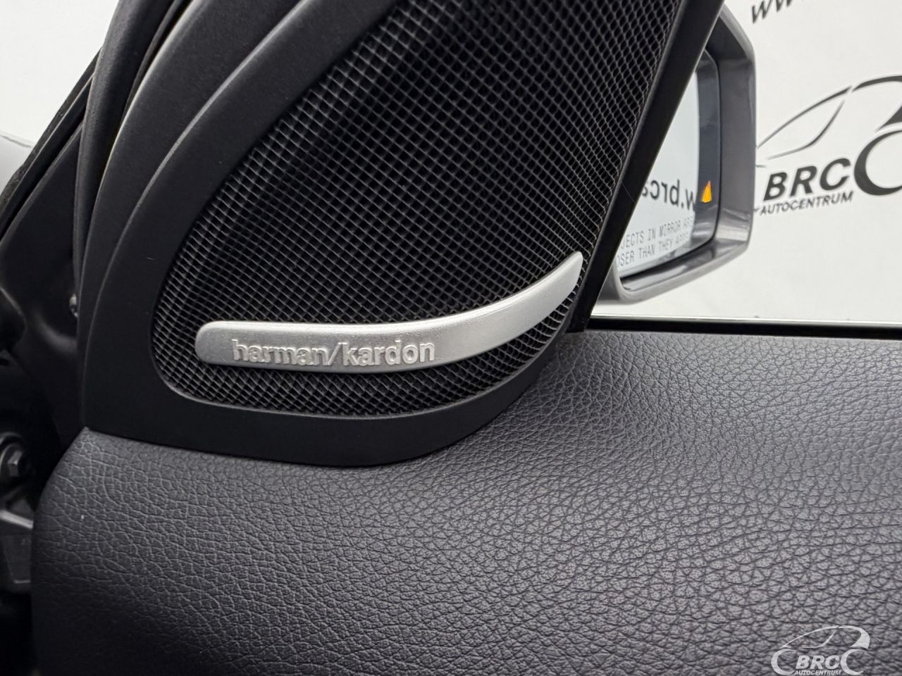 Mercedes-Benz GLA250 | 9