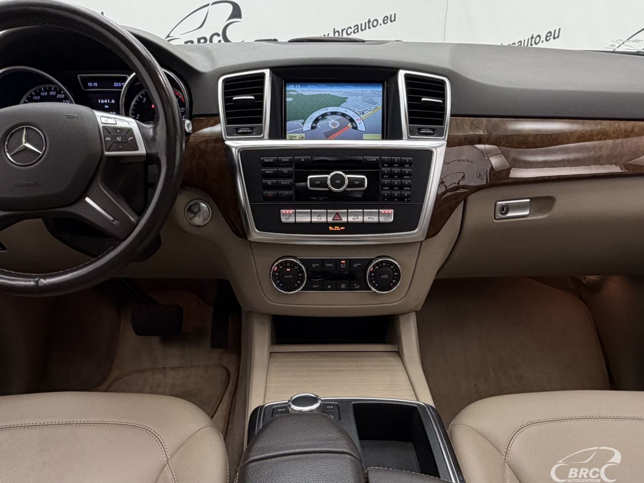 Mercedes-Benz ML350 | 15