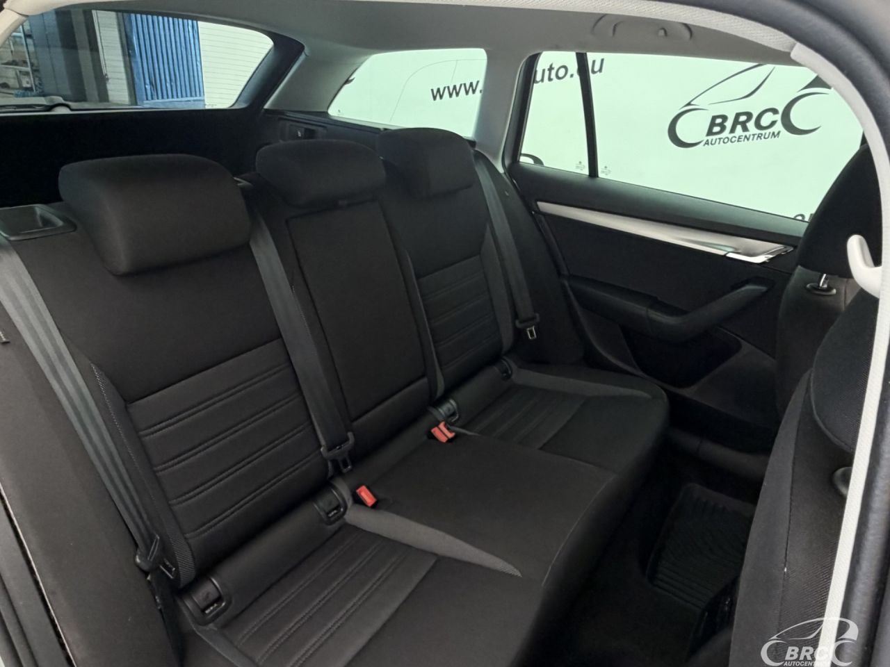 Skoda Octavia | 10