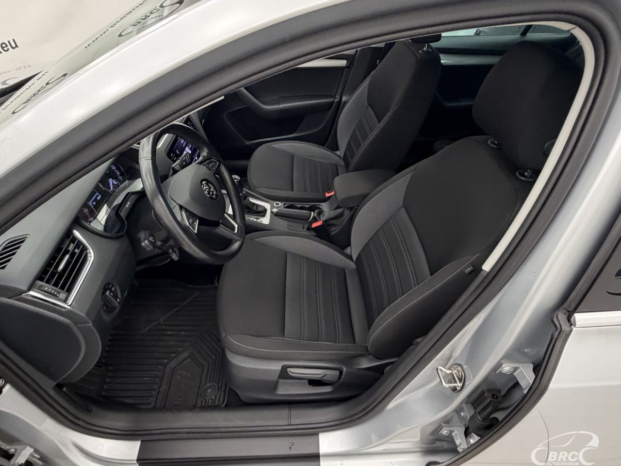 Skoda Octavia | 19