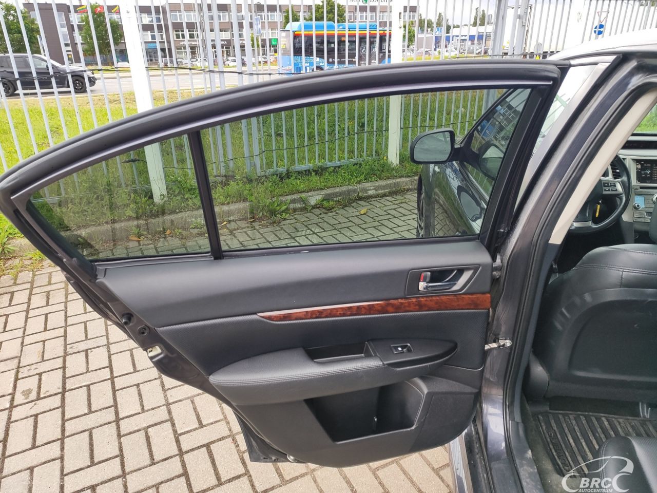 Subaru Legacy | 12