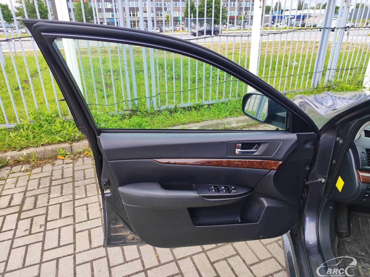 Subaru Legacy | 16
