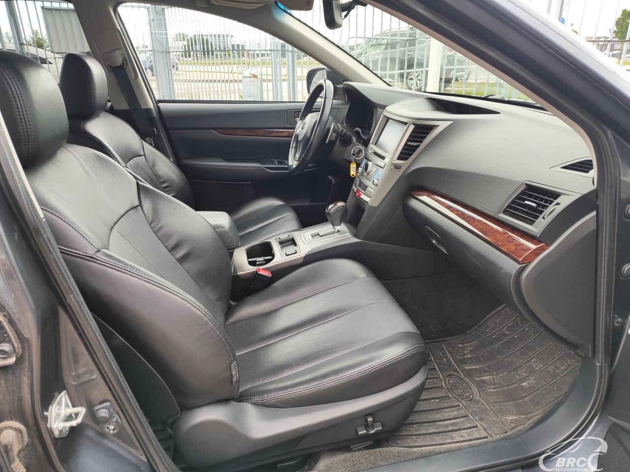 Subaru Legacy | 6