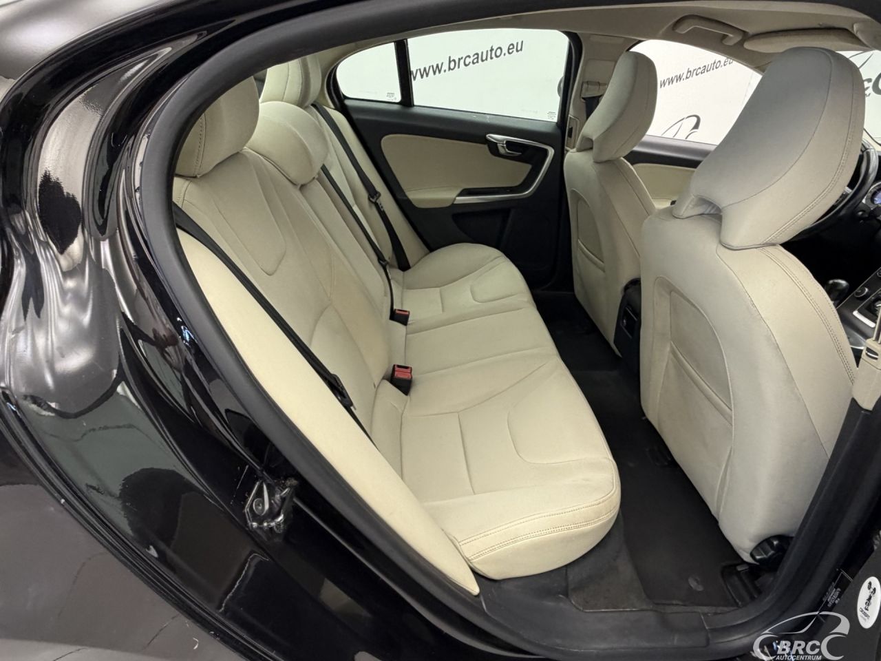 Volvo S60 | 9