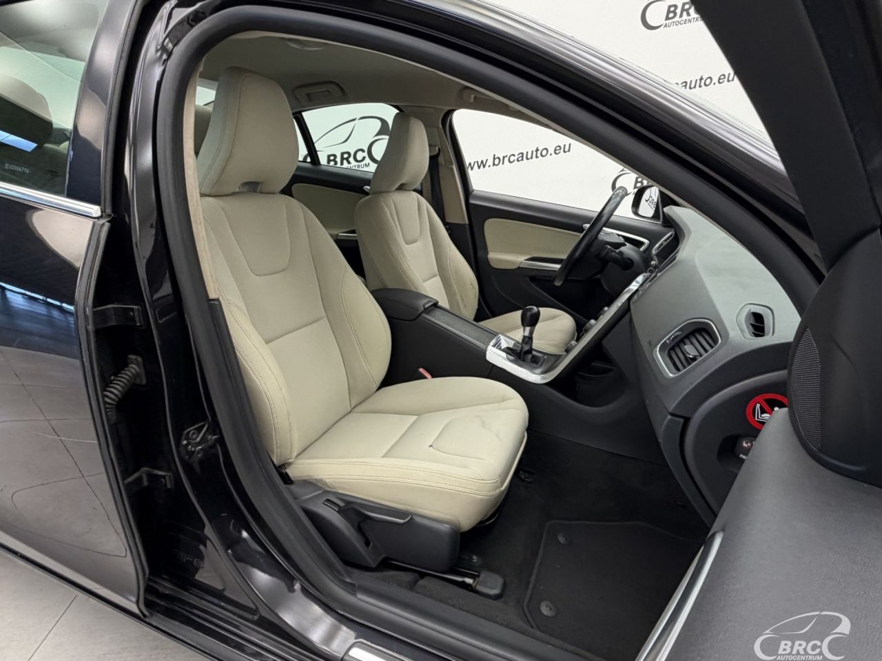 Volvo S60 | 6