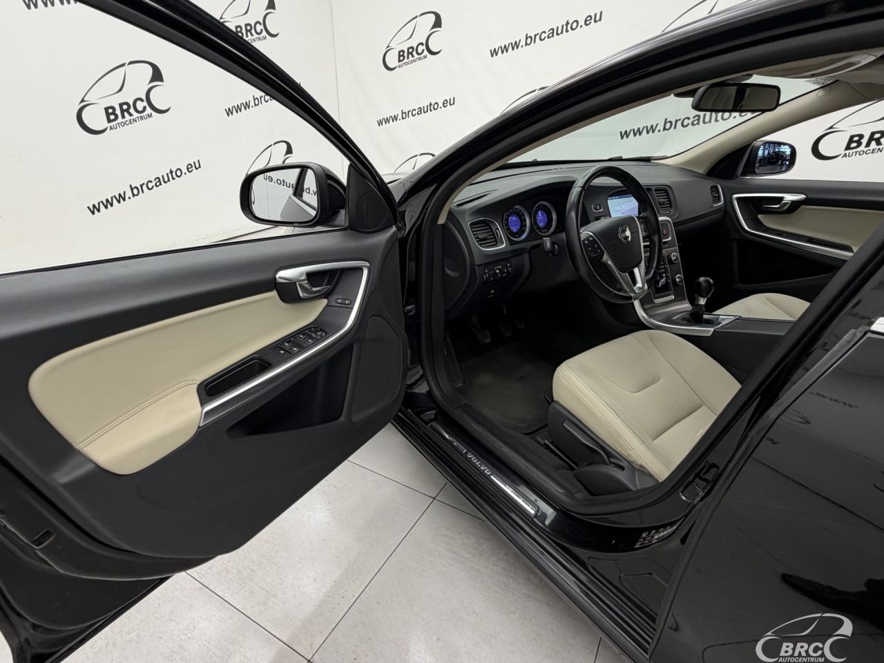 Volvo S60 | 16