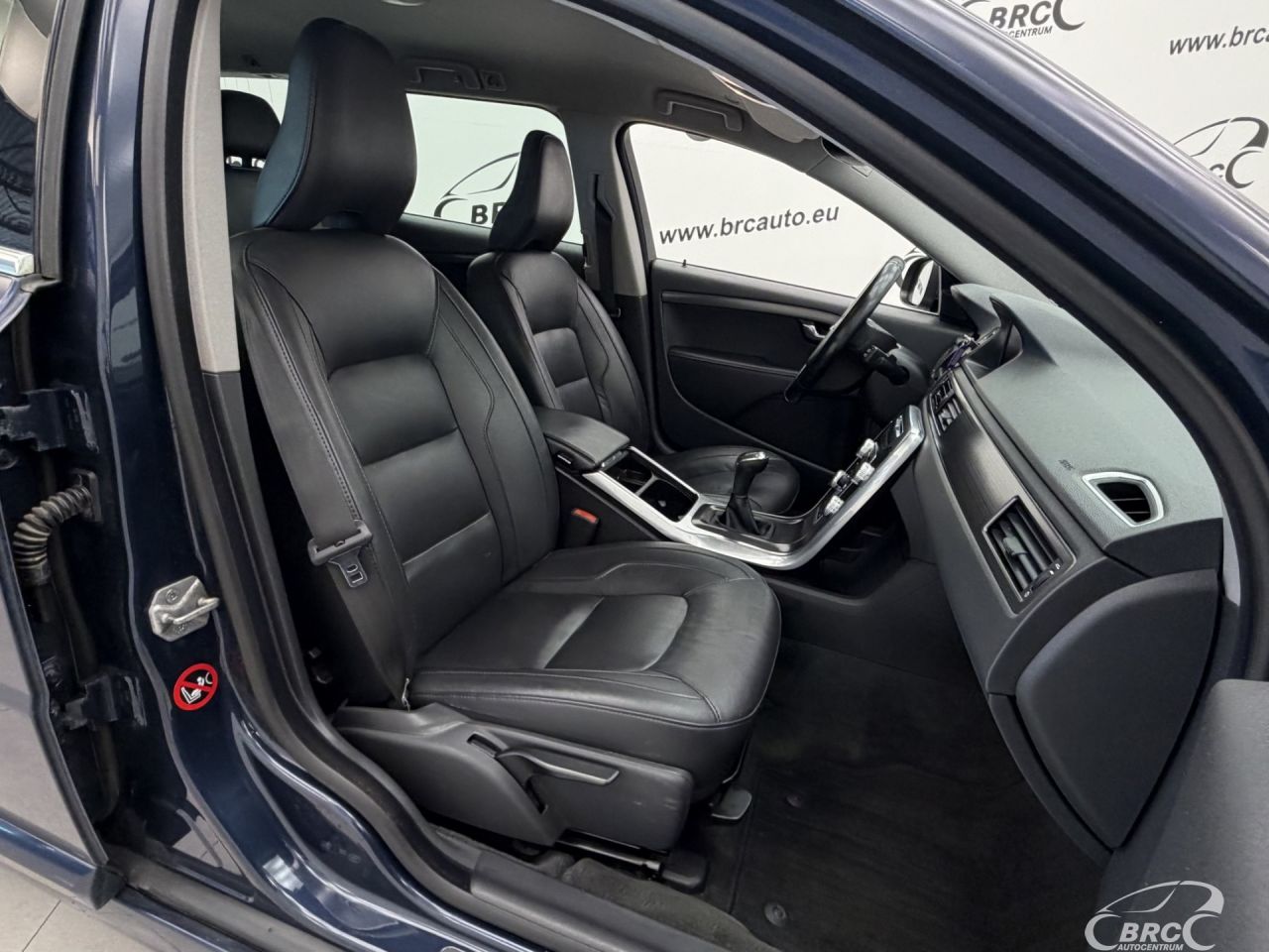 Volvo V70 | 6