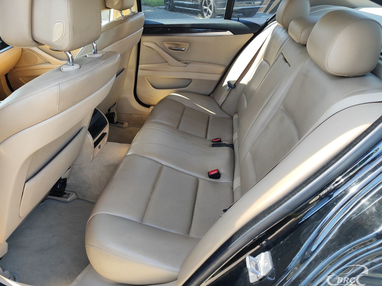 BMW 520 | 13