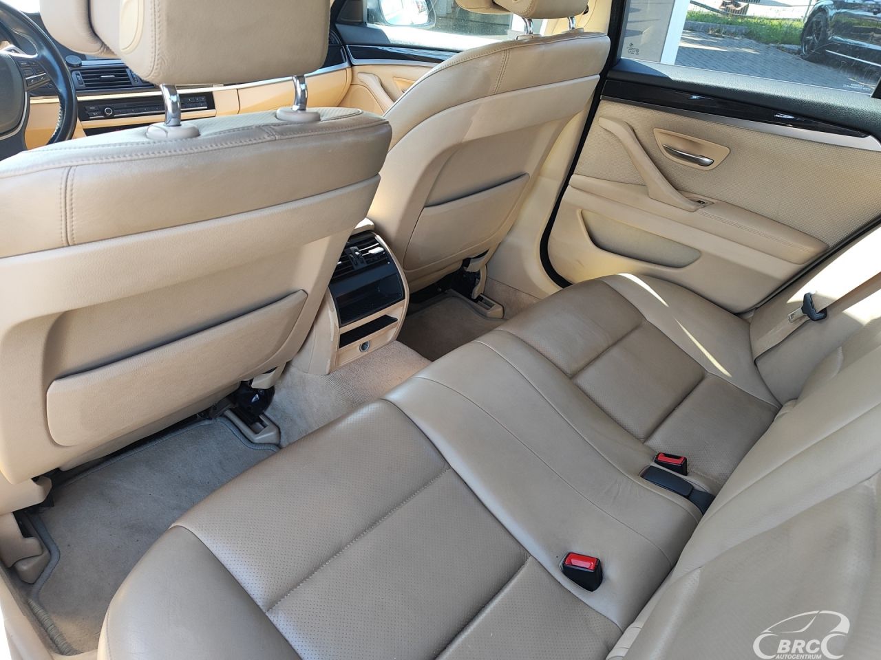 BMW 520 | 14