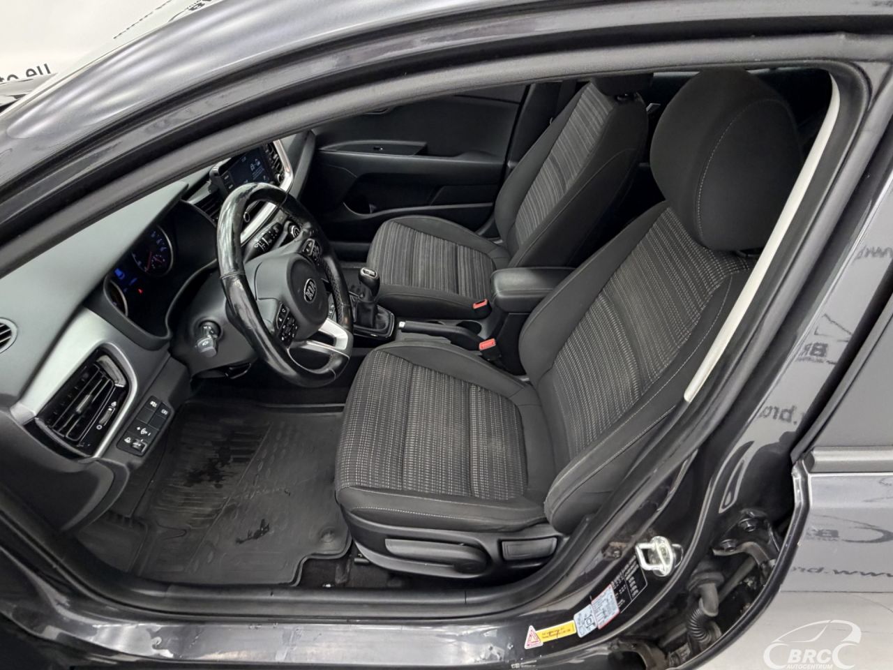 Kia Stonic | 19