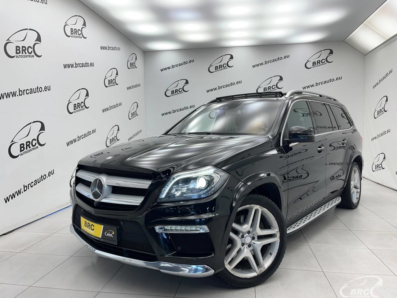 Mercedes-Benz GL500 | 1