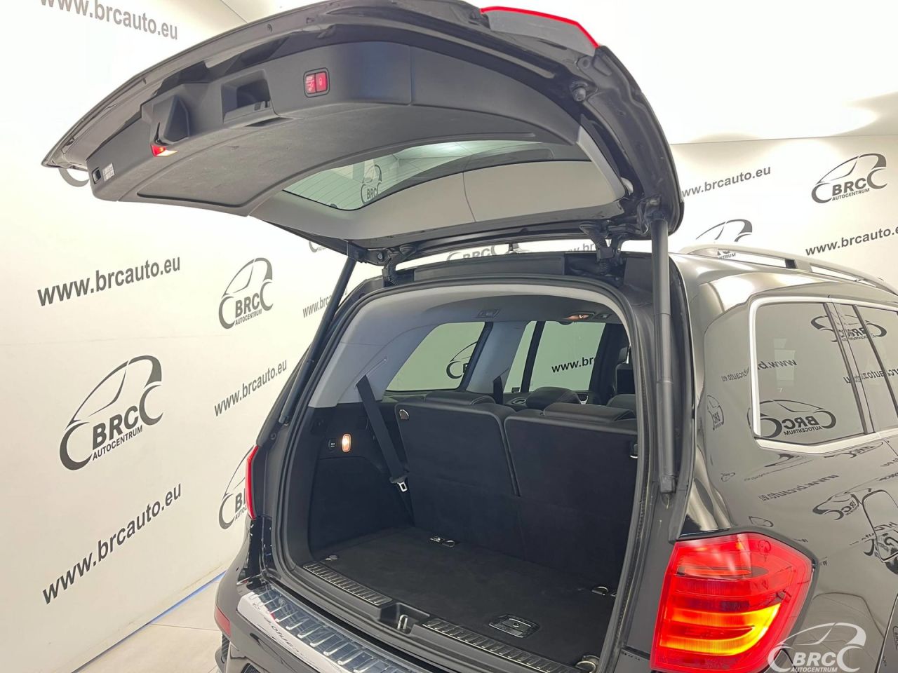 Mercedes-Benz GL500 | 7