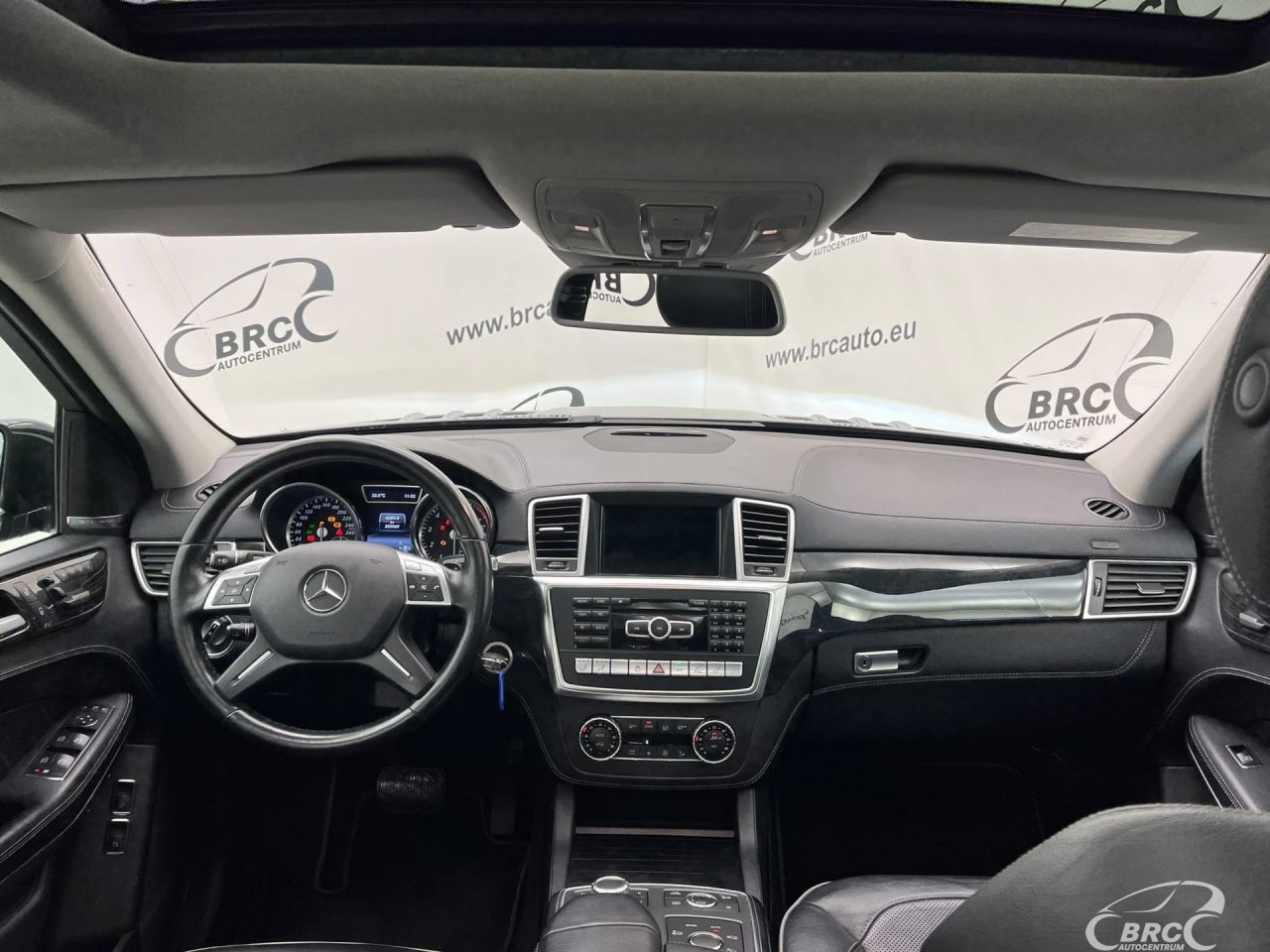 Mercedes-Benz GL500 | 15