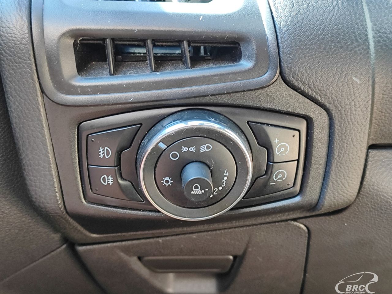 Ford Focus | 19