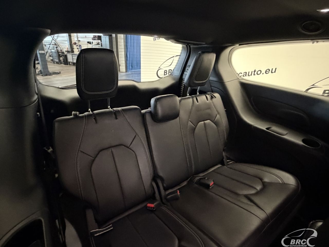 Chrysler Pacifica | 14