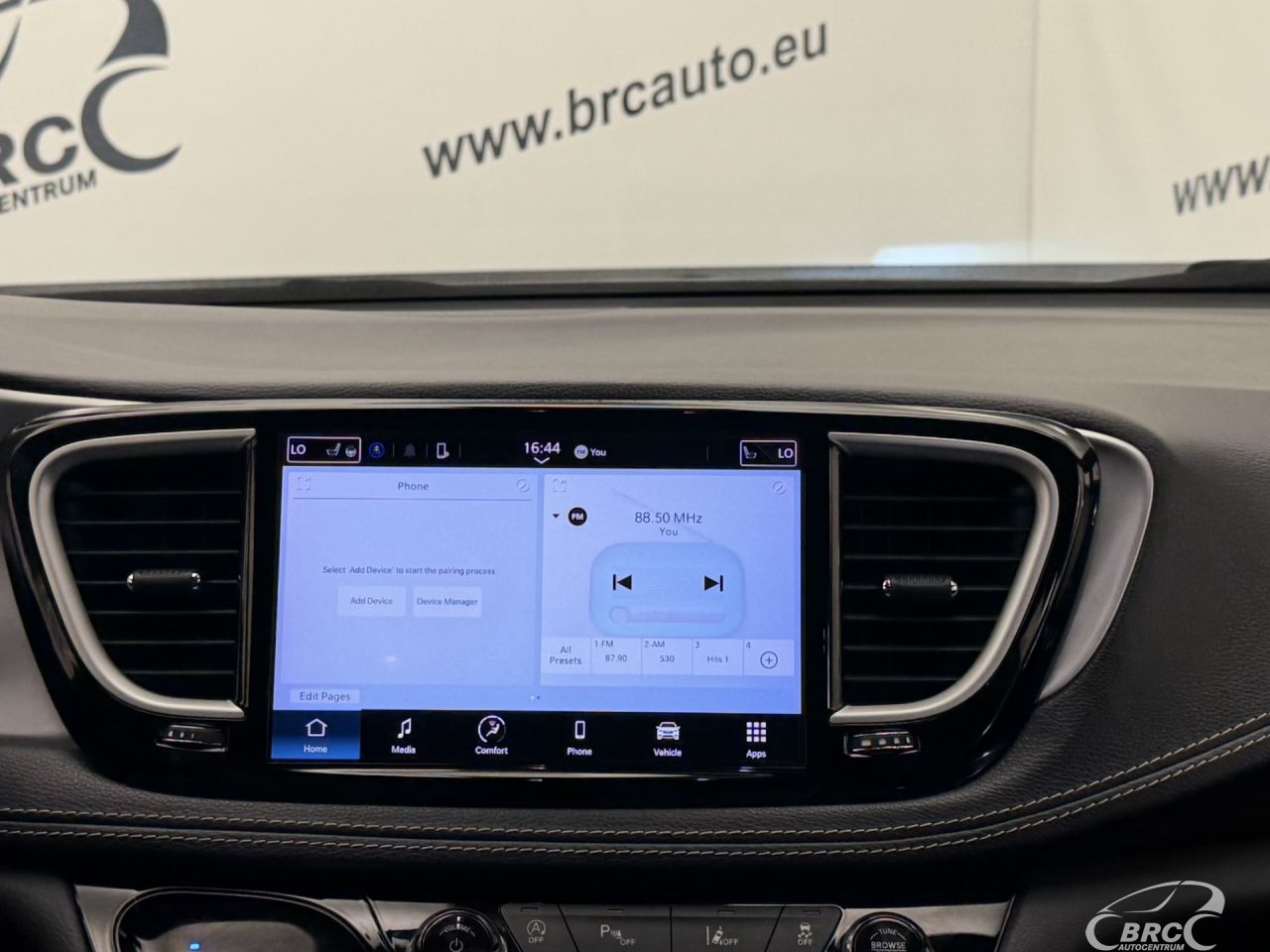 Chrysler Pacifica | 19