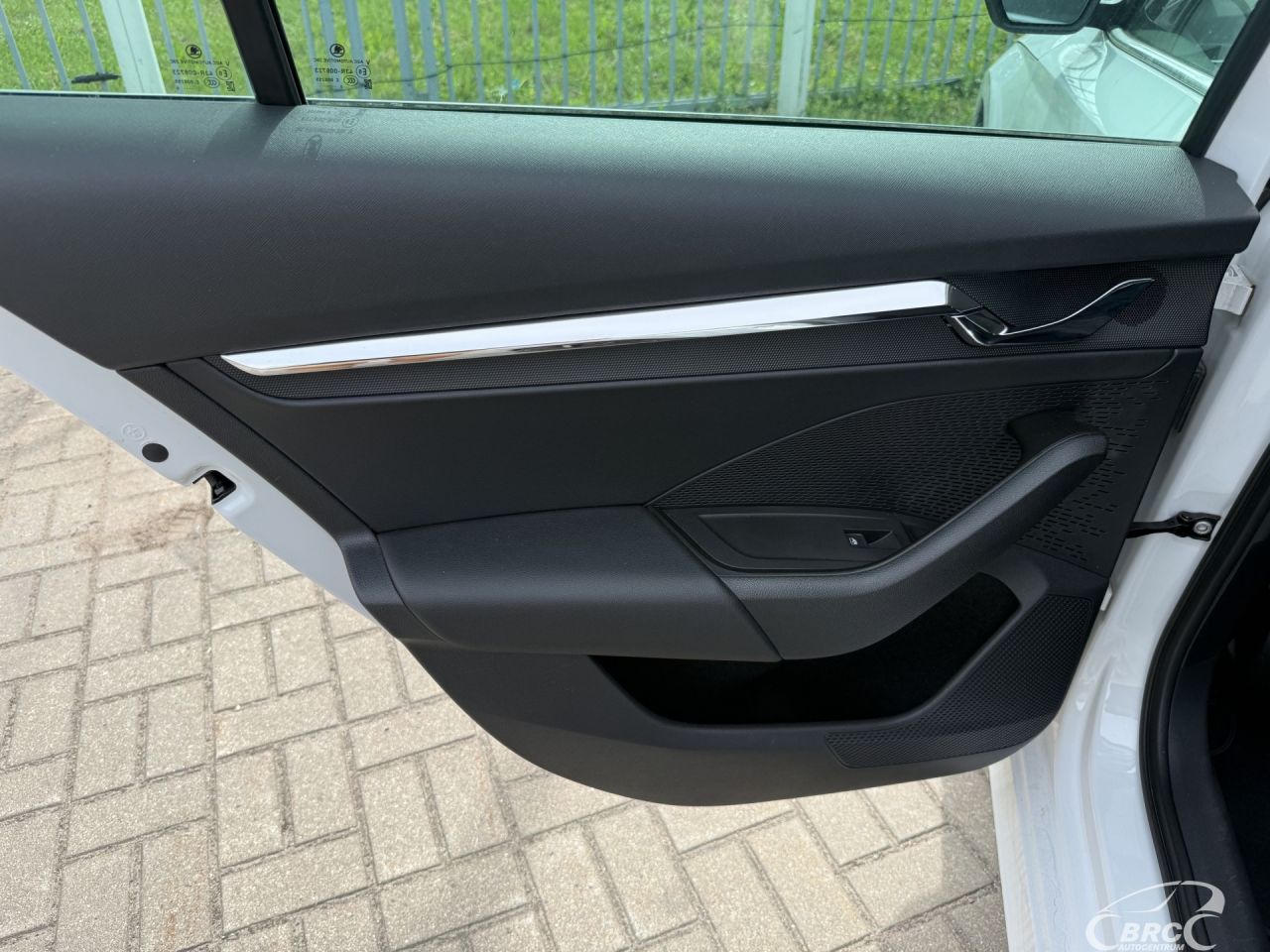 Skoda Octavia | 12