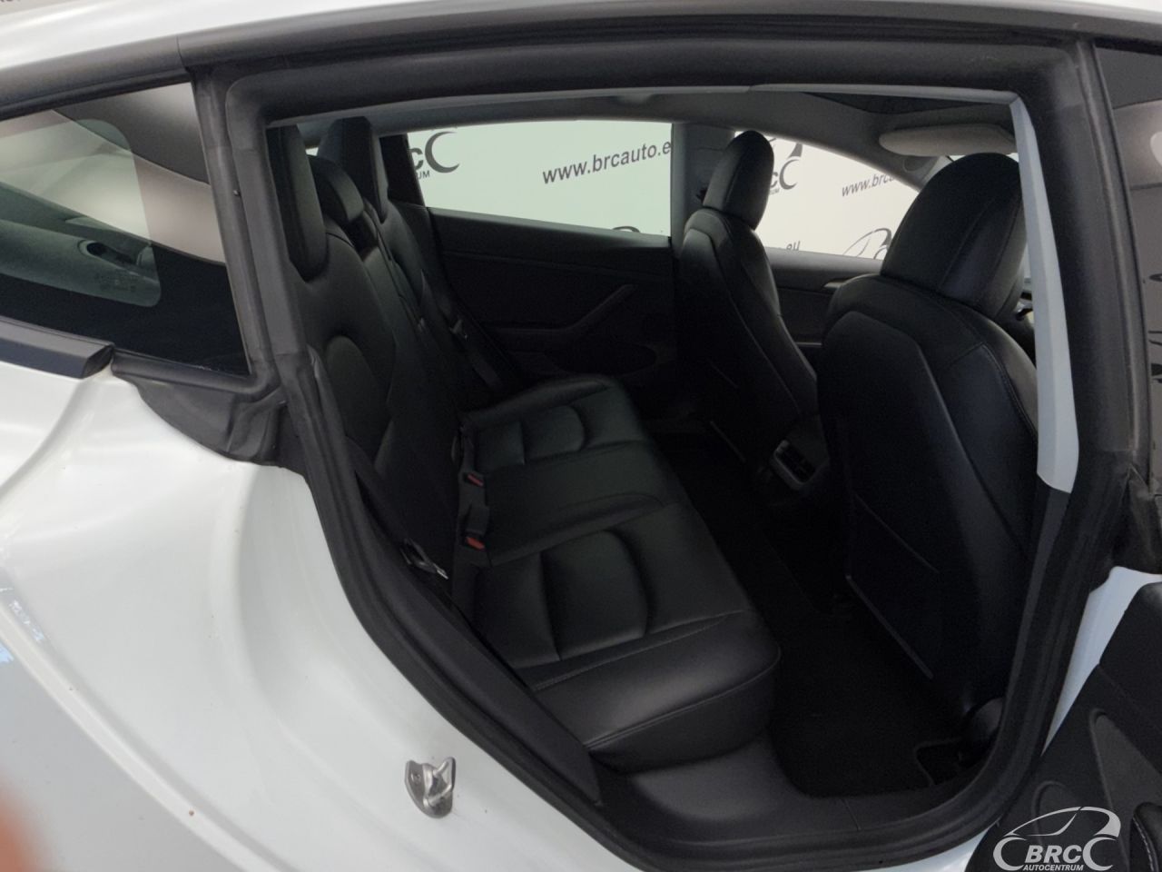 Tesla Model 3 | 10