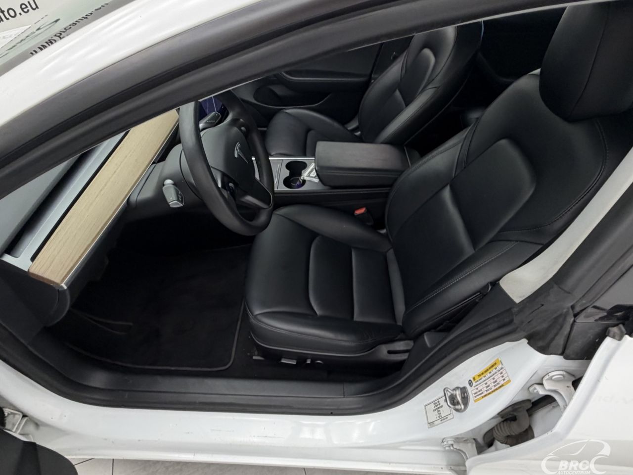 Tesla Model 3 | 18