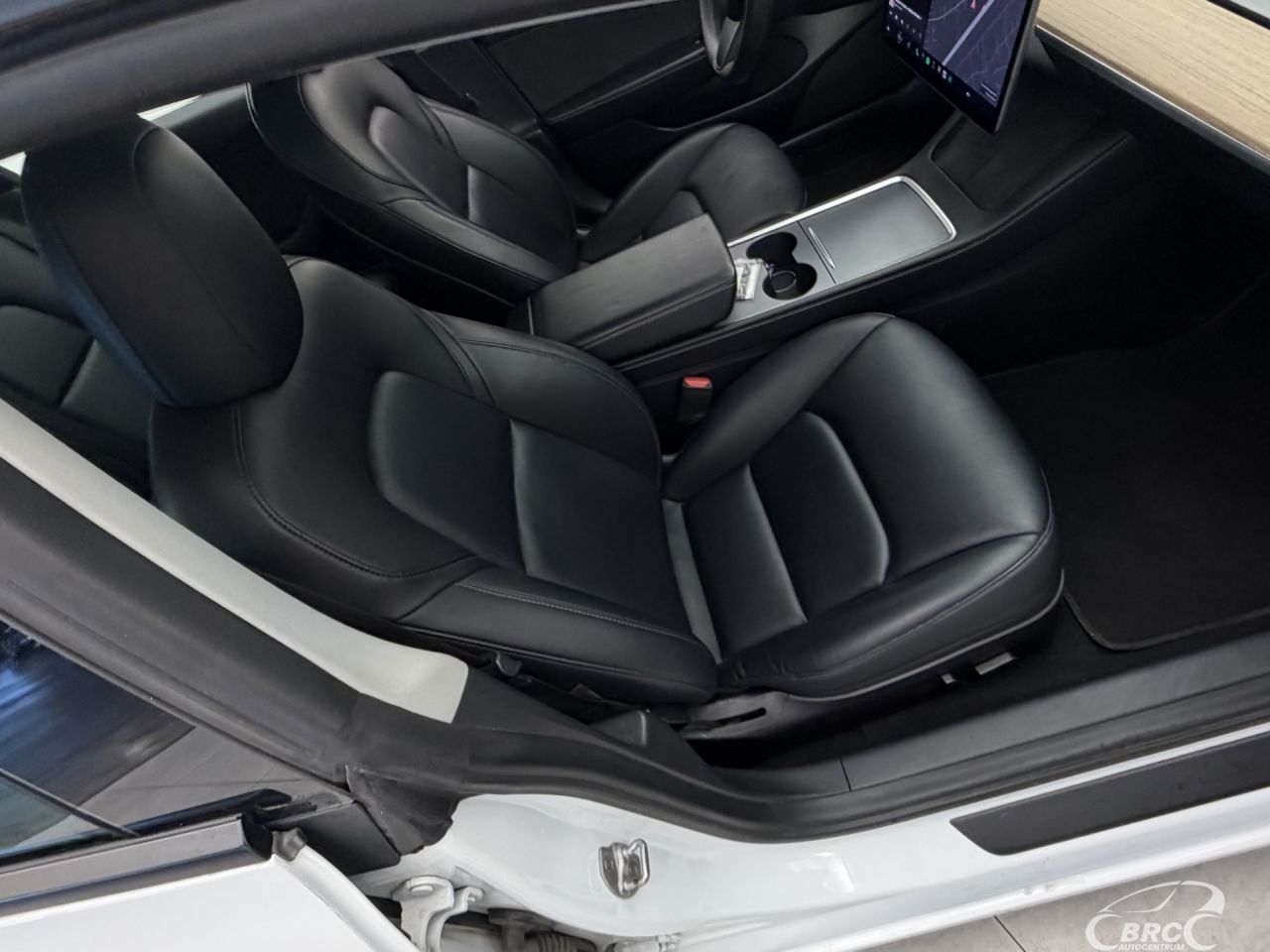 Tesla Model 3 | 4