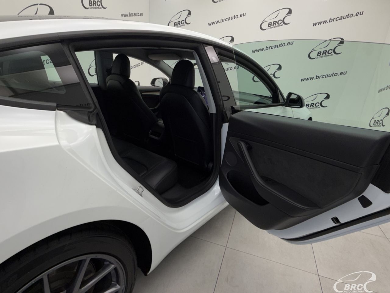 Tesla Model 3 | 12