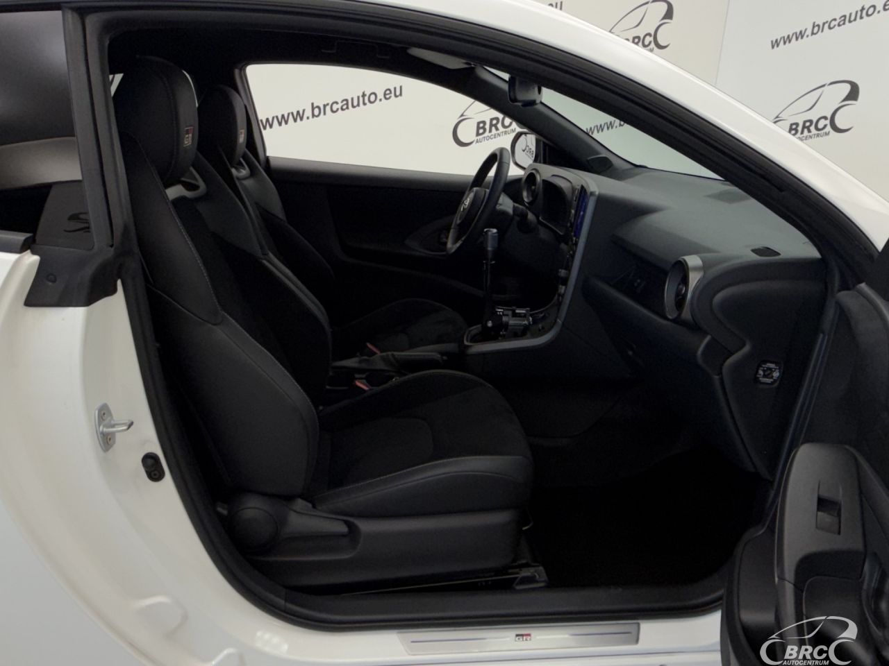 Toyota Yaris | 3