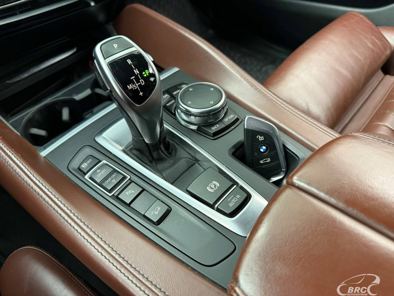 BMW X6 | 12