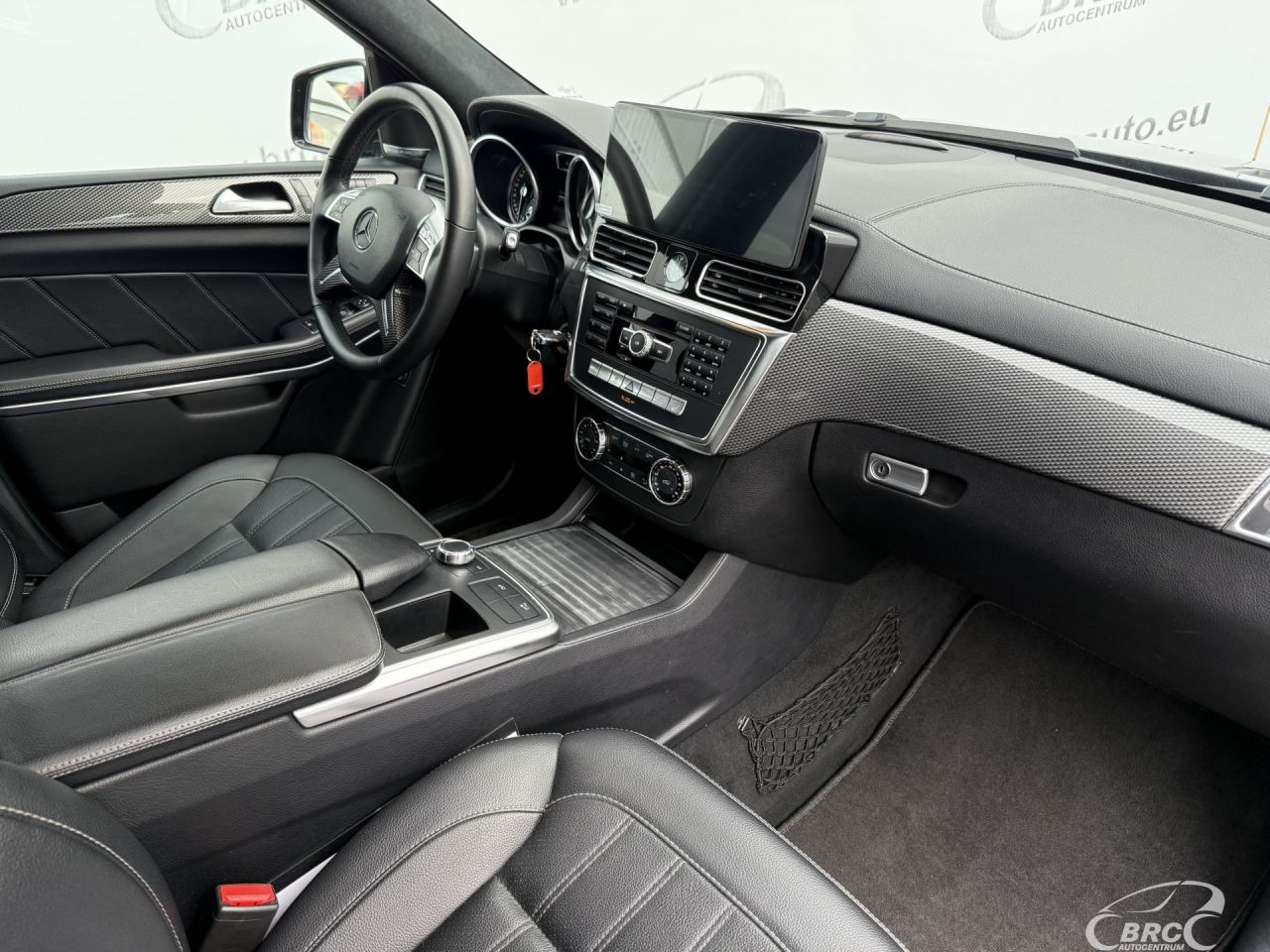 Mercedes-Benz GL450 | 8