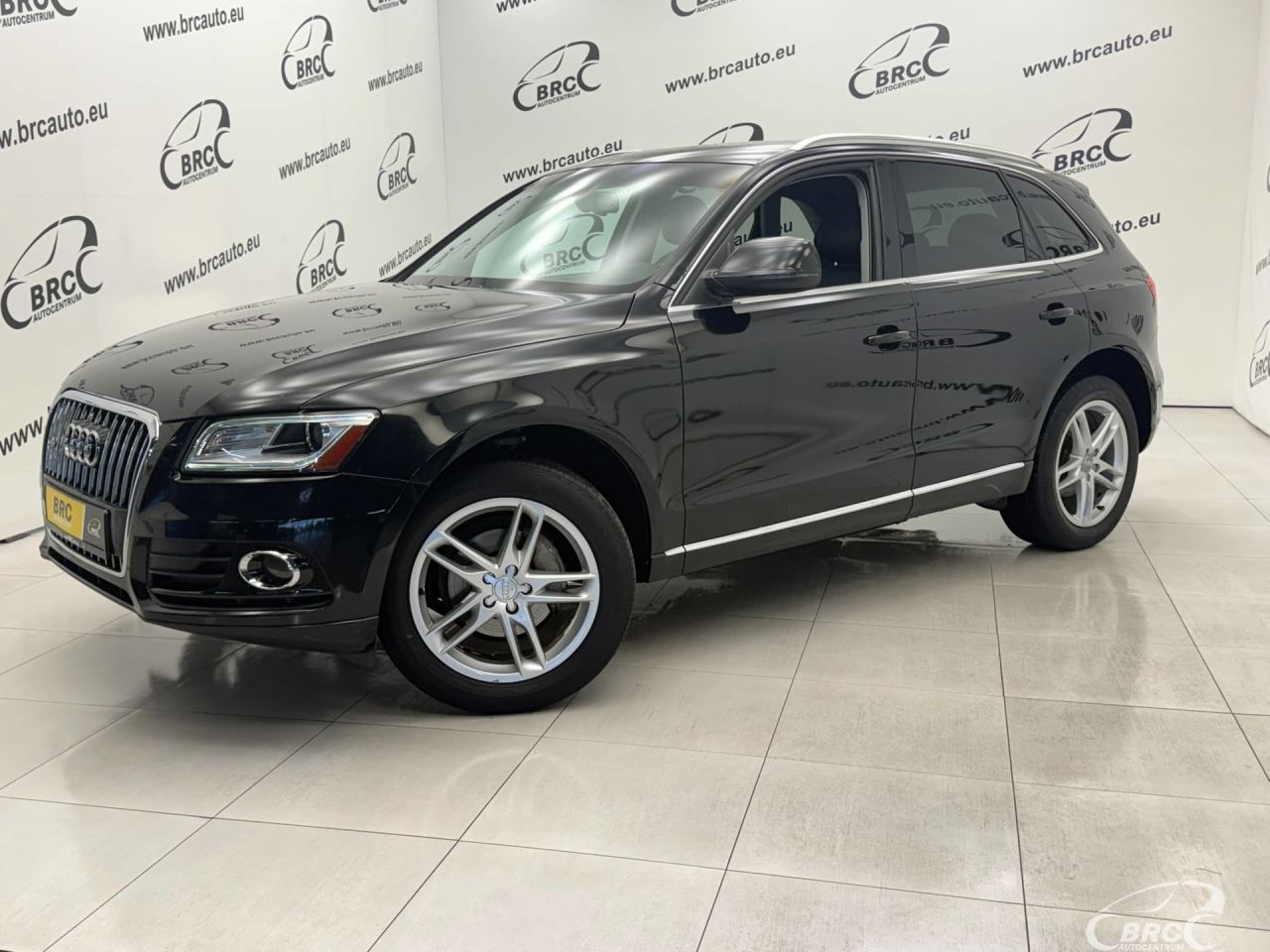 Audi Q5 | 0