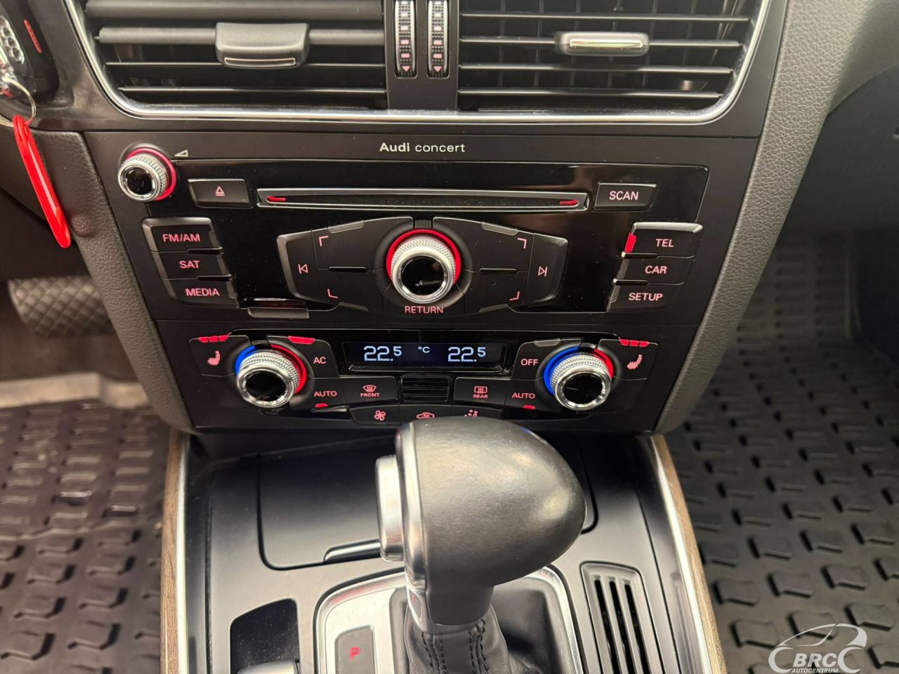 Audi Q5 | 11