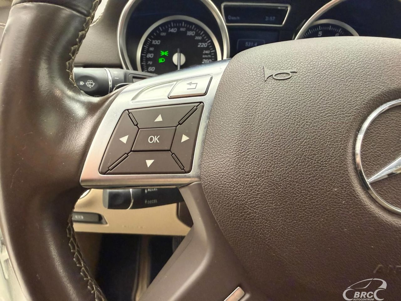 Mercedes-Benz GL450 | 6