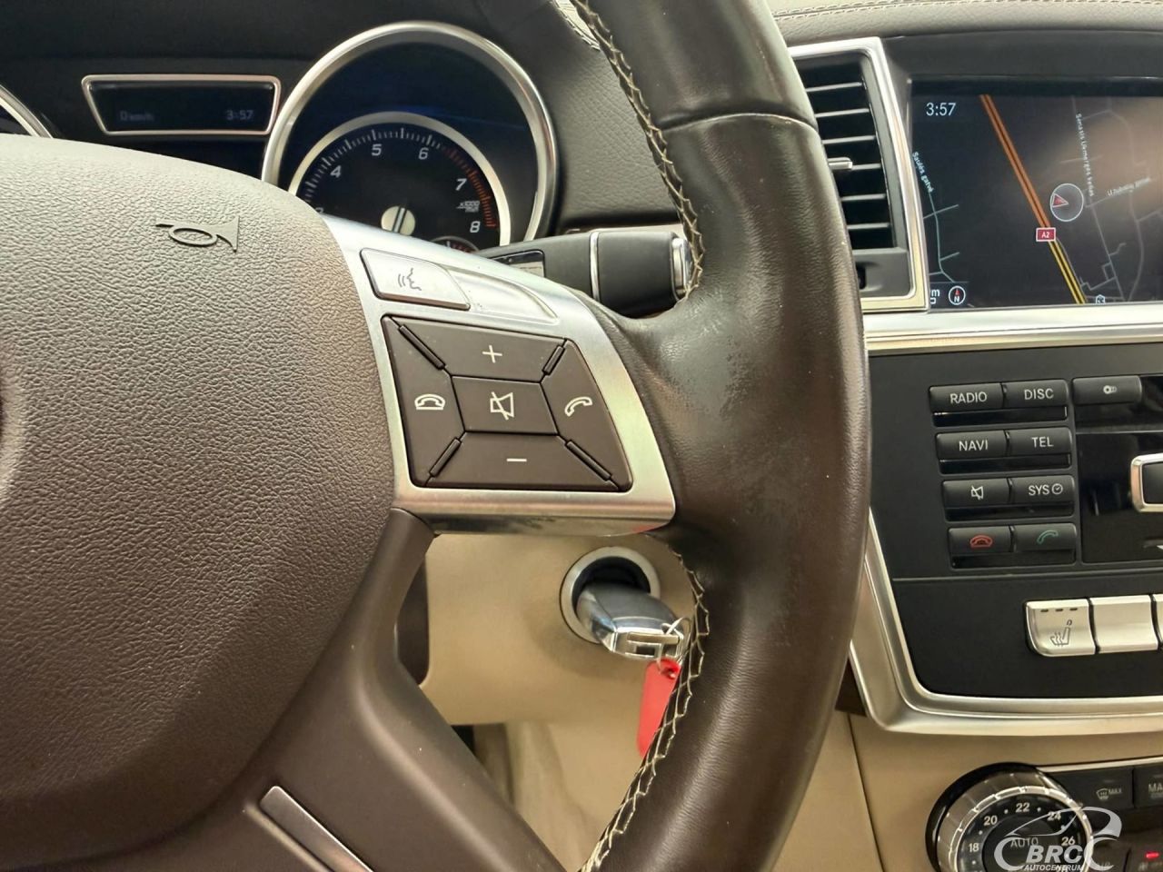 Mercedes-Benz GL450 | 7