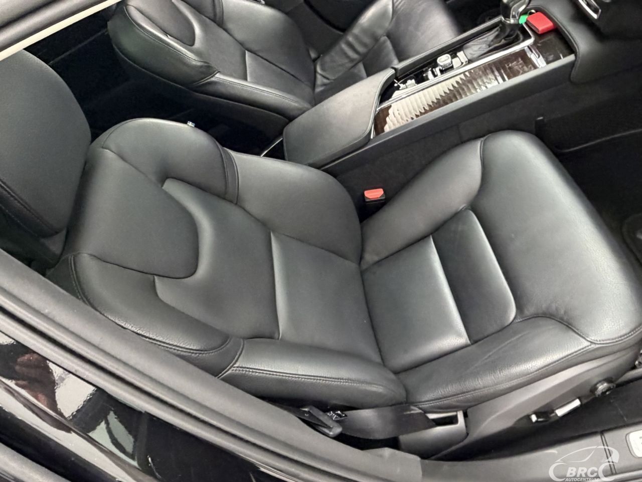 Volvo S90 | 4