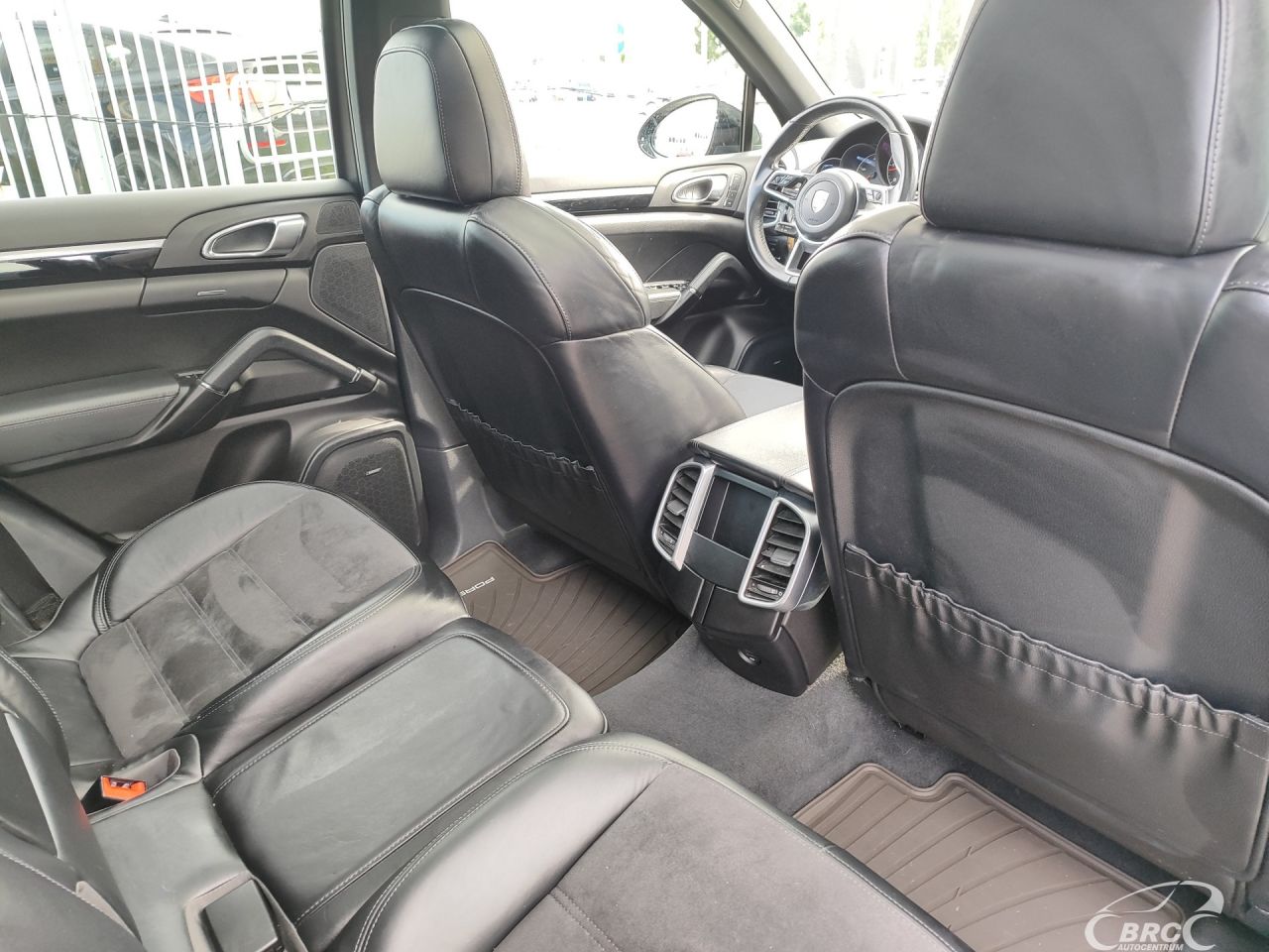 Porsche Cayenne | 11