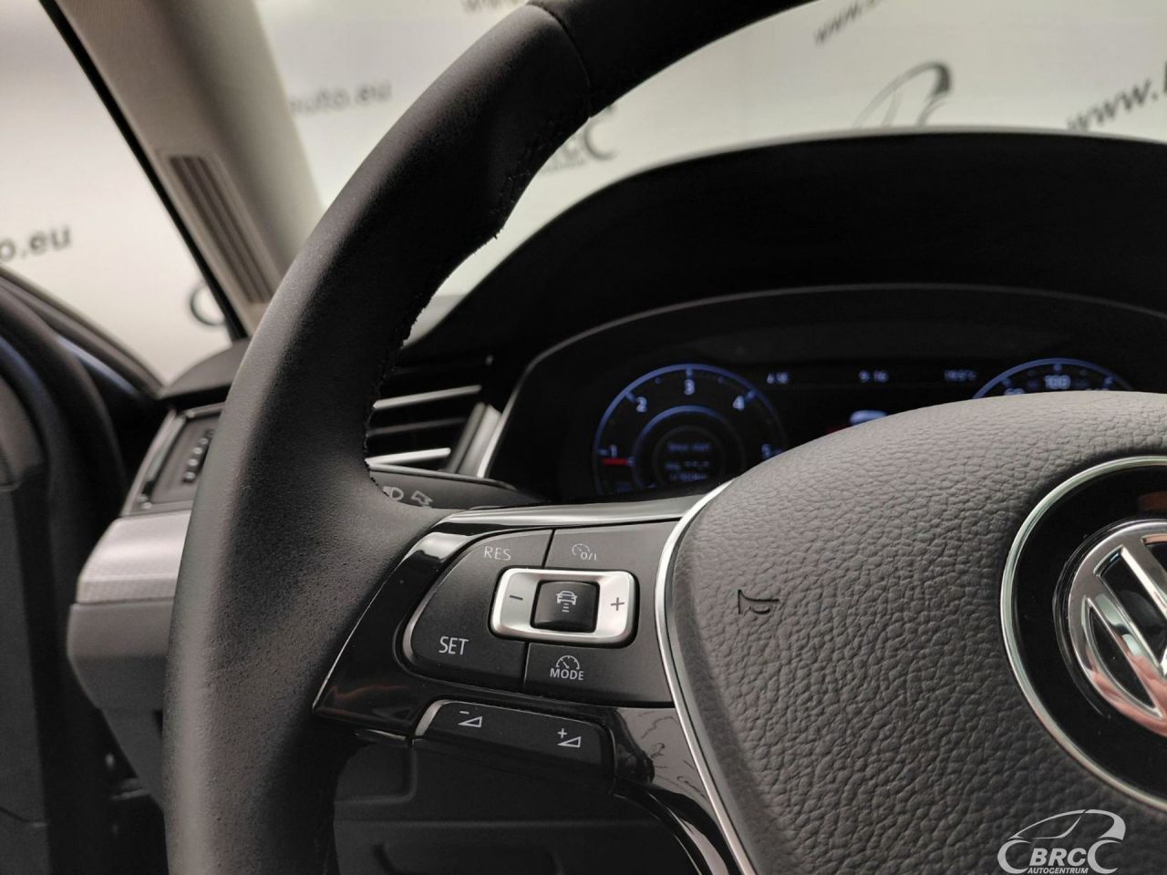Volkswagen Passat | 19