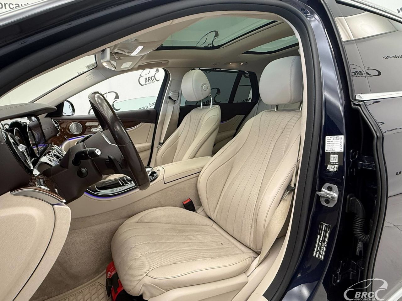 Mercedes-Benz E300 | 3