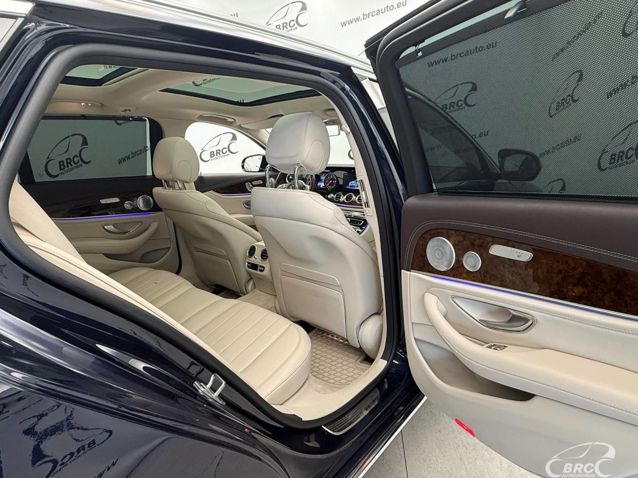 Mercedes-Benz E300 | 5