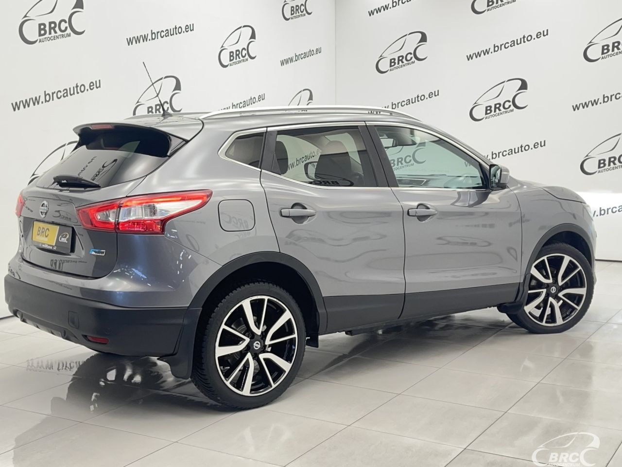 Nissan Qashqai | 1