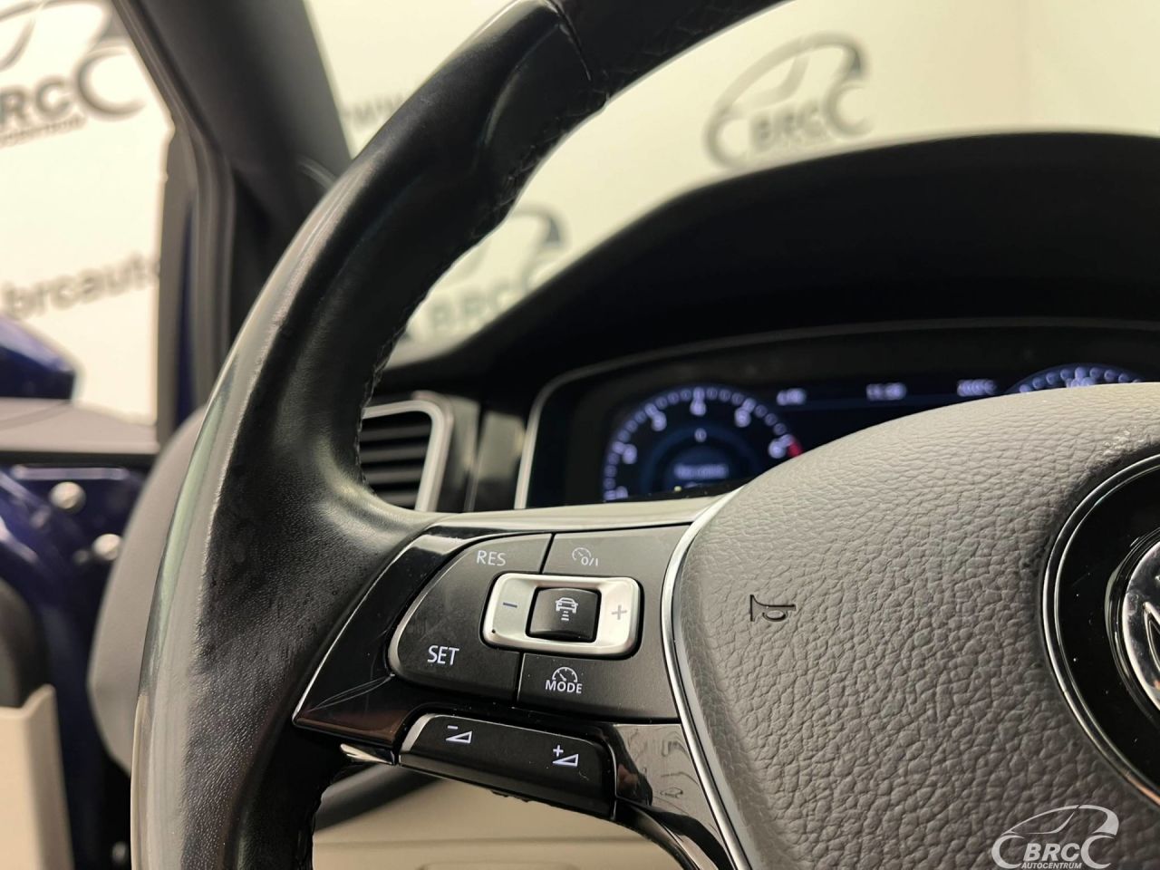 Volkswagen Golf | 14