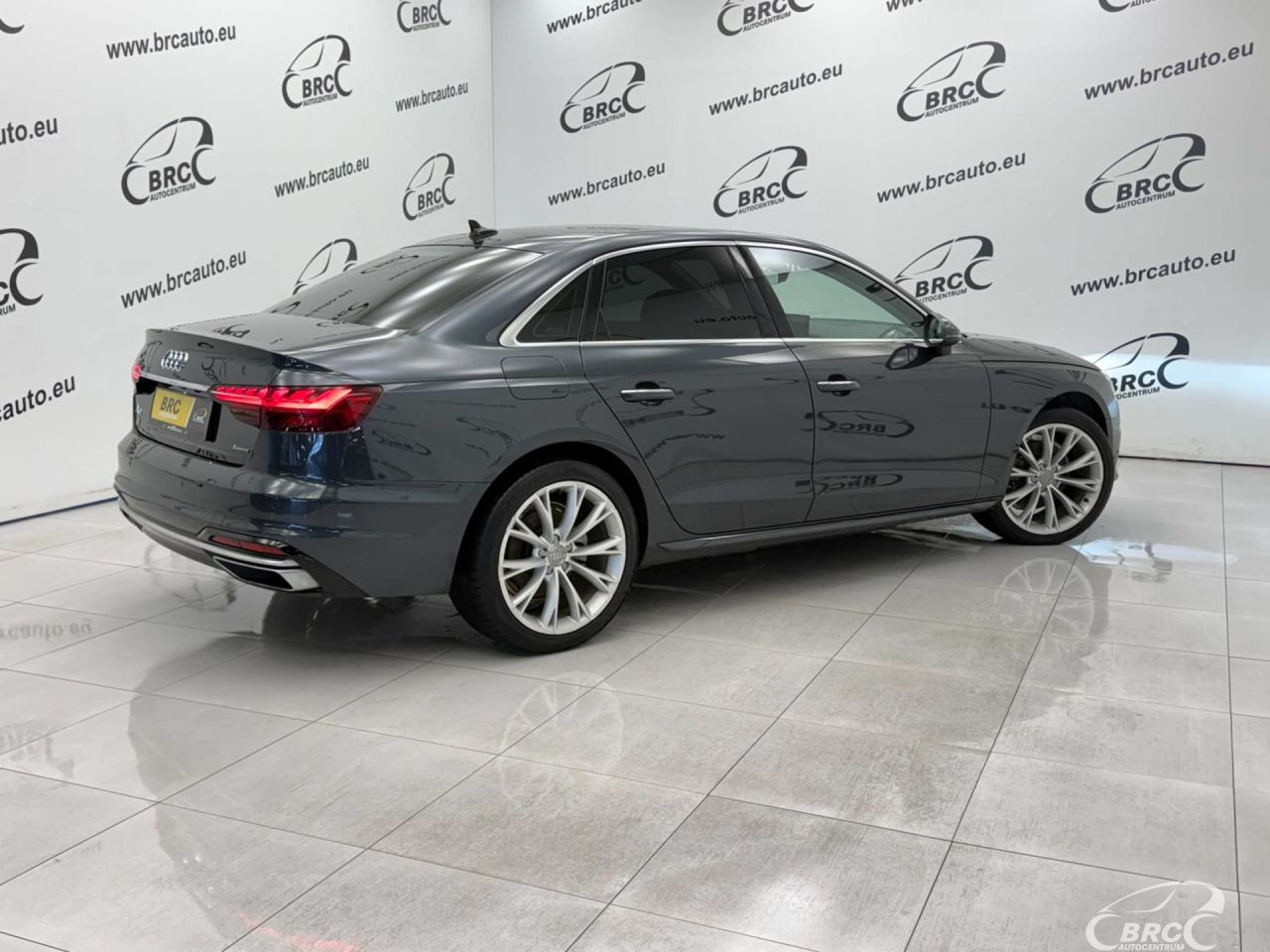 Audi A4 | 1