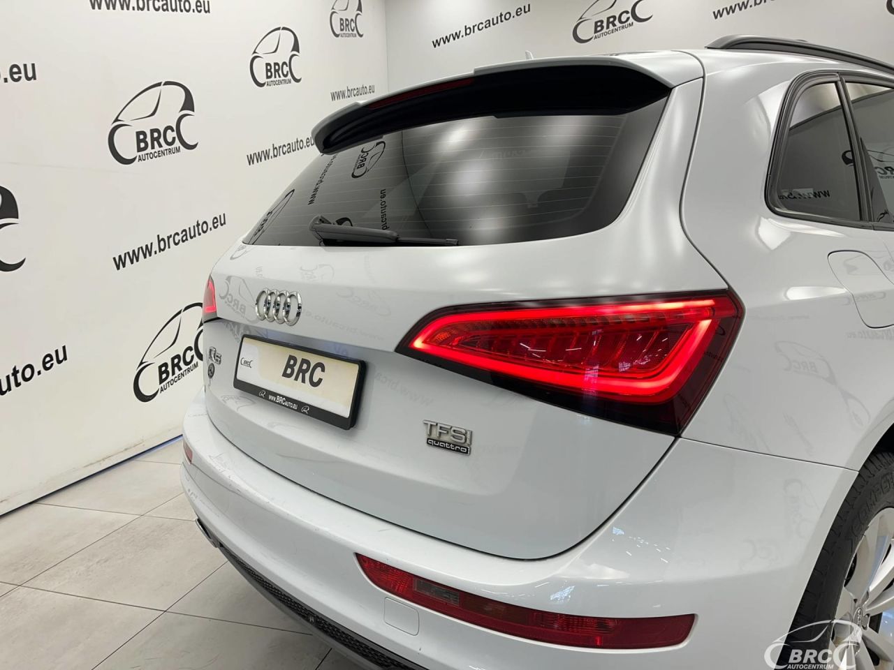 Audi Q5 | 6