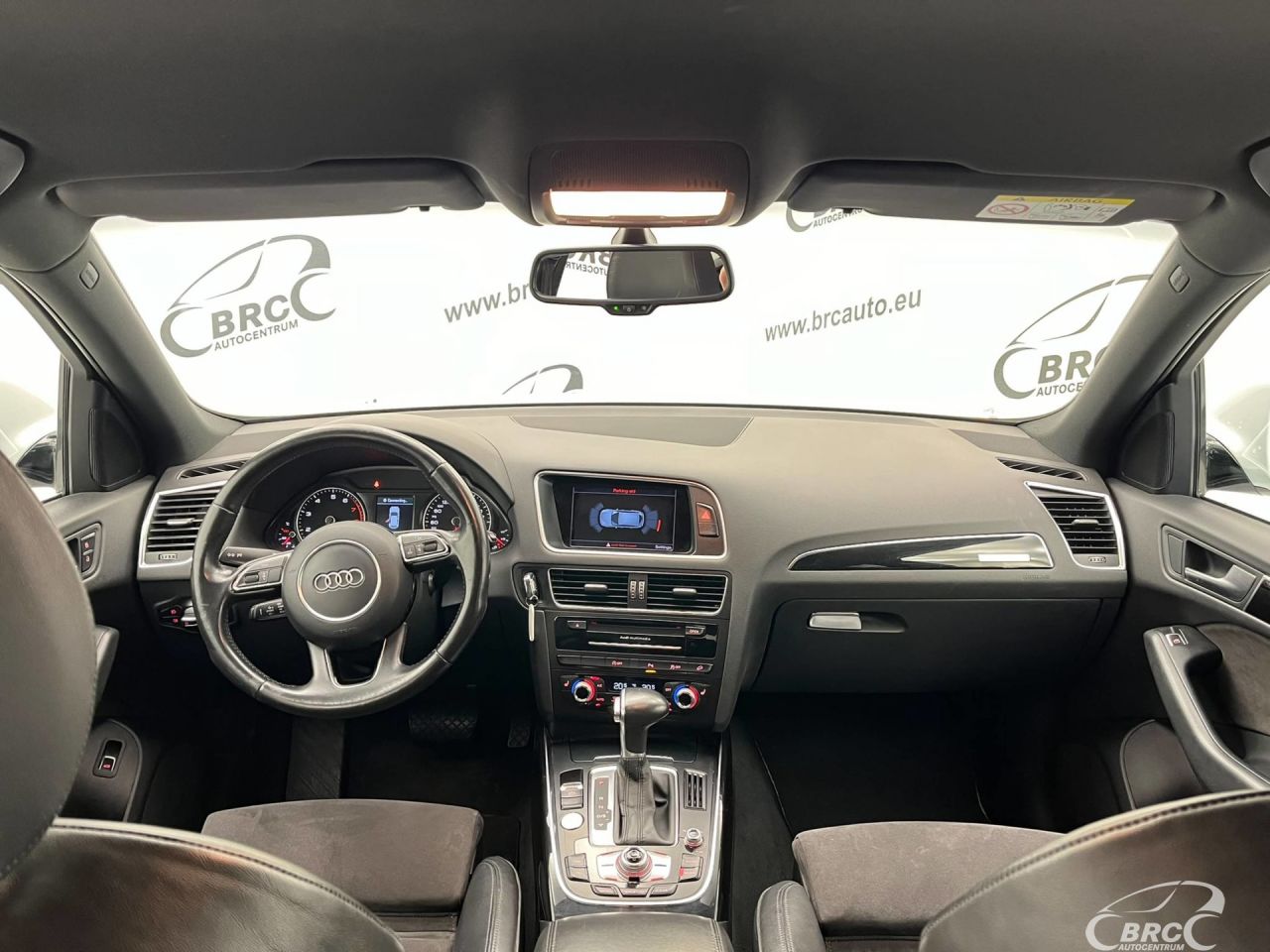 Audi Q5 | 12