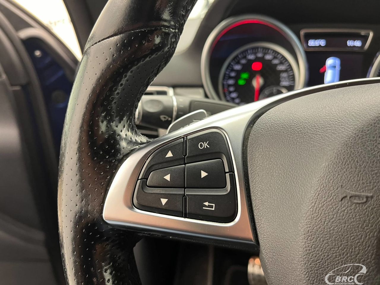 Mercedes-Benz GLE350 | 16