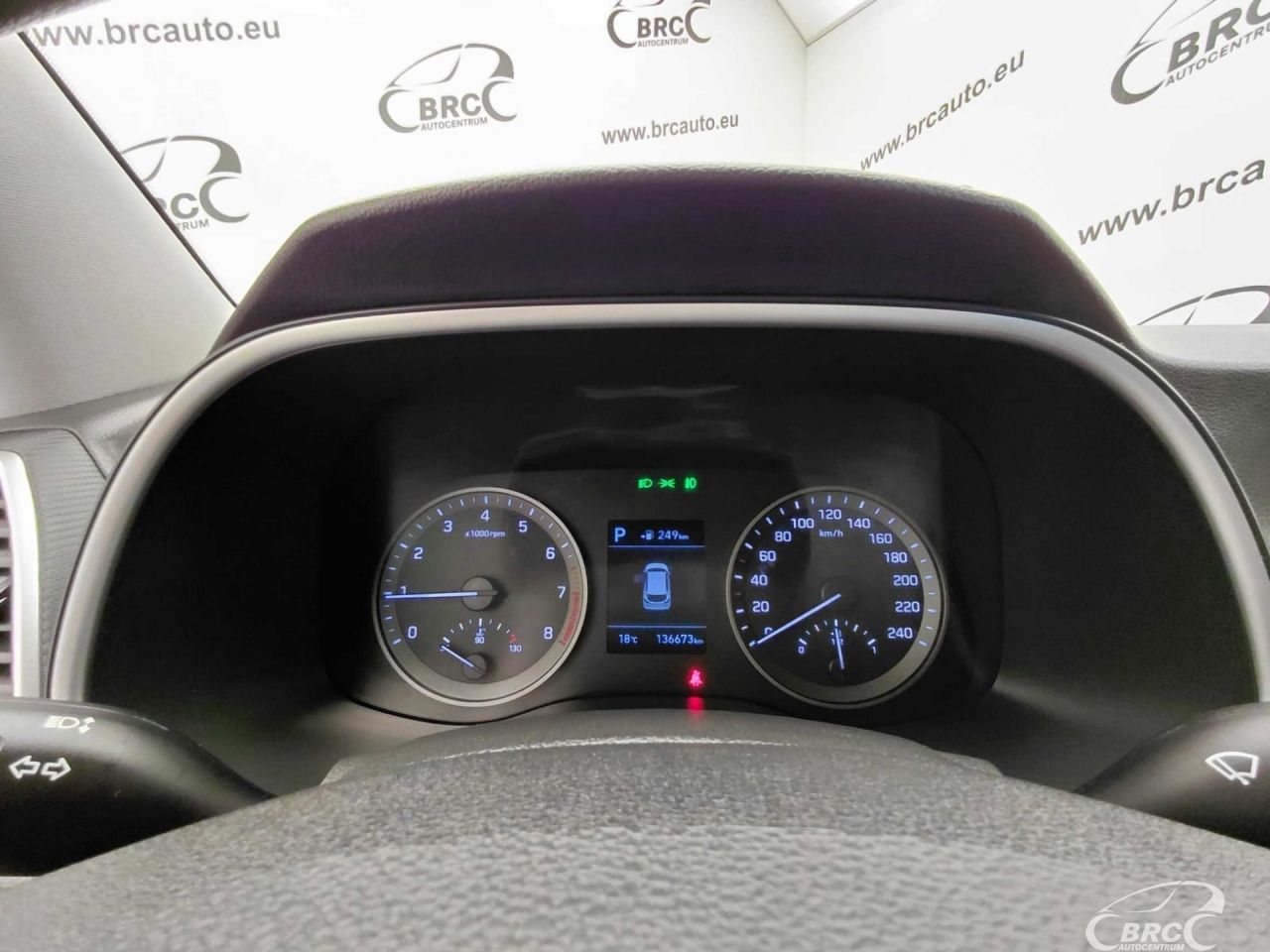Hyundai Tucson | 15